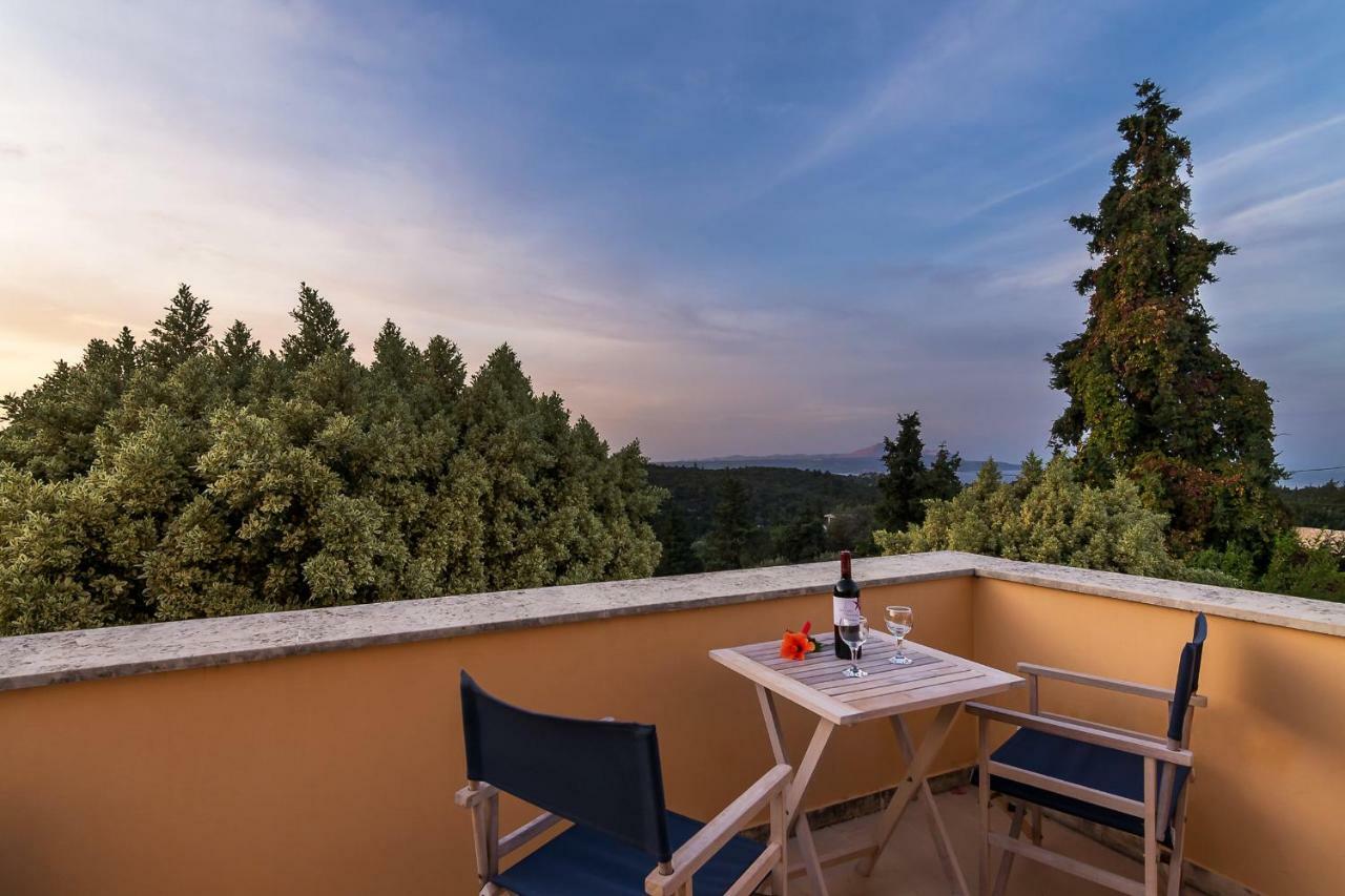Aparthotel Iliopetra Douliana Zewnętrze zdjęcie